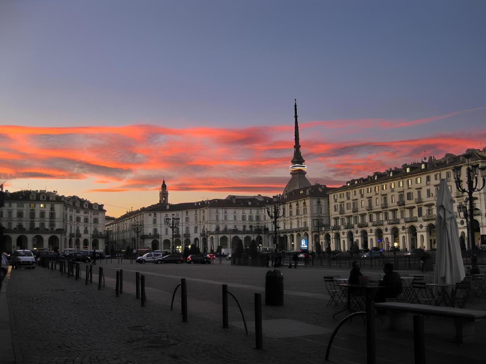 Alloggio Tranquillo Sul Po' - Piazza Vittorio Turin Exteriör bild